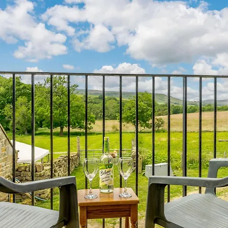 2 Bed In Helmsley Tgchf 度假居 *