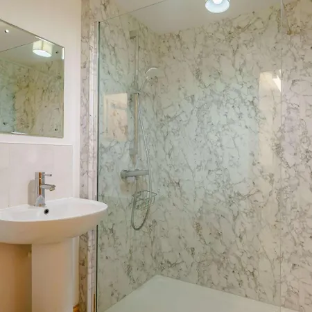 2 Bed In Middlesbrough Oc-tgchf Chop Gate